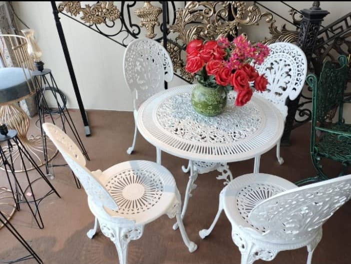 Round Article Set