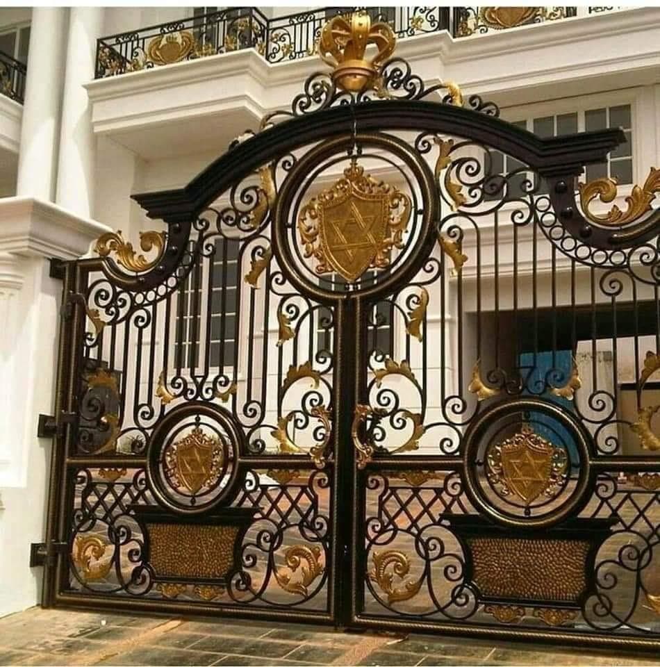 Luxury Golden Villa Entrance
