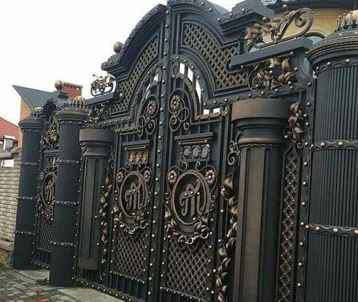 Sophisticated Black Ornate Gate