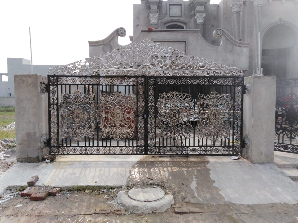 Classic Black Security Gate