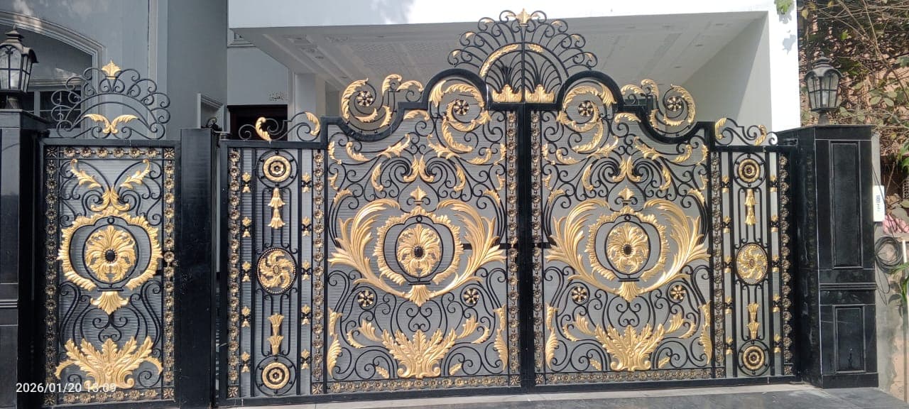 Grand Black & Gold Double Gate